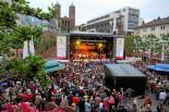 Der Rheinland-Pfalz-Tag 2013 in Pirmasens erlebte die Live-Aufführung des Songs für Pirmasens mit 250 Mitwirkenden auf der Bühne